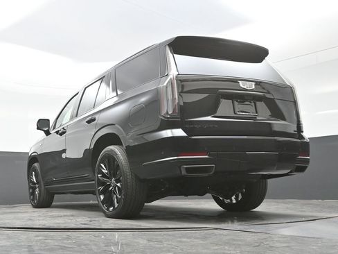 New 2026 Cadillac Escalade Platinum Sport AWD/4WD image 31