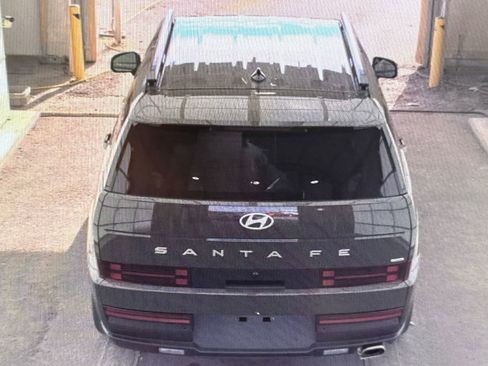 Used 2026 Hyundai Santa Fe SEL image 13