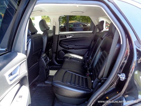 Used 2024 Ford Edge SEL w/ Convenience Package AWD/4WD image 16