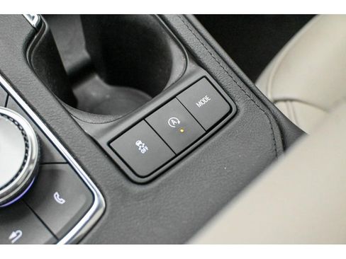 Certified 2023 Cadillac XT4 Luxury w/ Cold Weather Package image 26