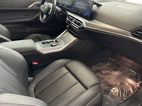 Used 2024 BMW 430i Coupe w/ M Sport Package RWD image 35