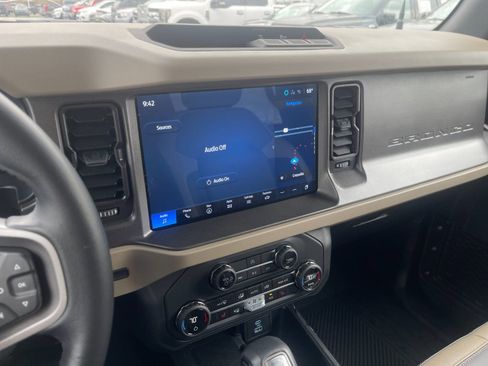 Used 2025 Ford Bronco Big Bend image 20