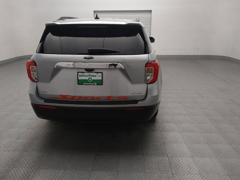 Used 2021 Ford Explorer XLT RWD image 7