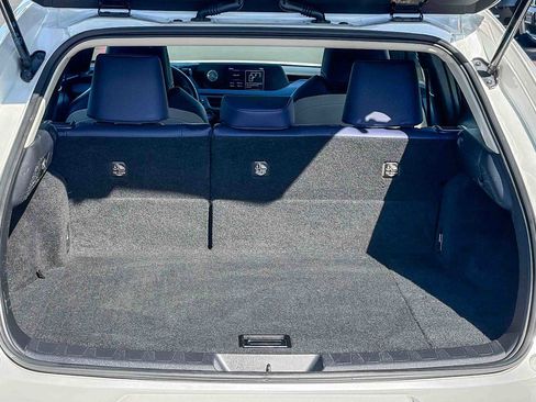 Used 2020 Lexus UX 250h w/ Accessory Package image 25