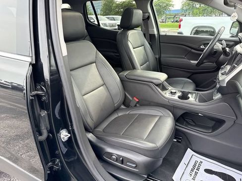 Used 2023 GMC Acadia SLT w/ Preferred Package AWD/4WD image 26