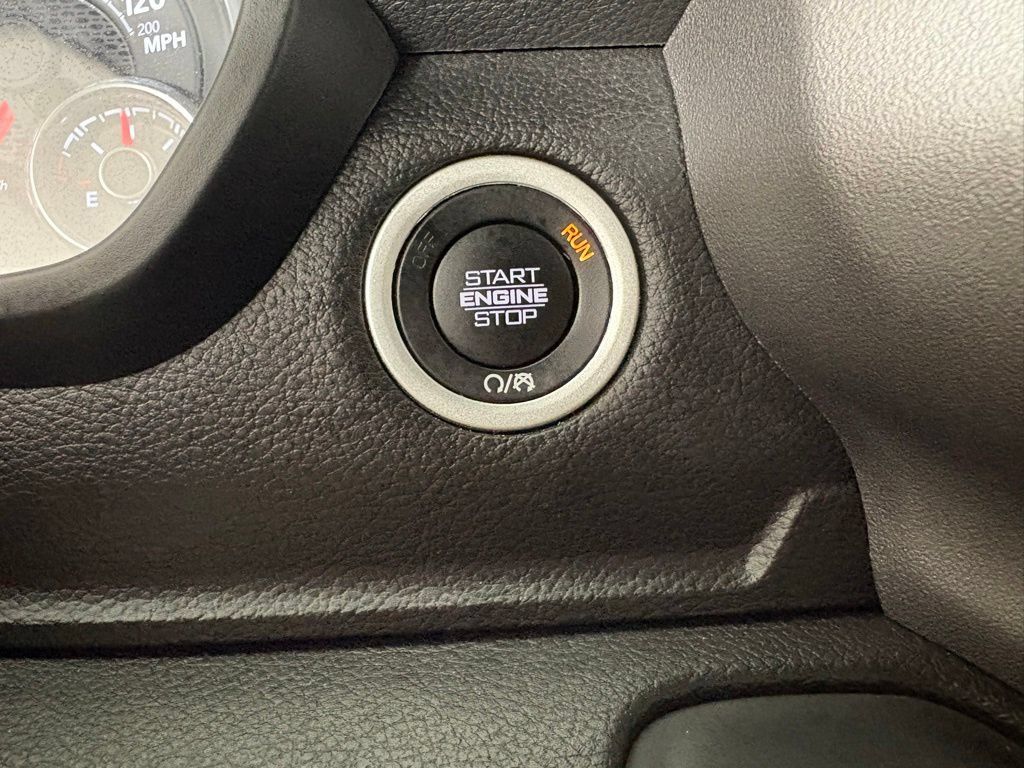 Used 2025 RAM 1500 Big Horn AWD/4WD image 27