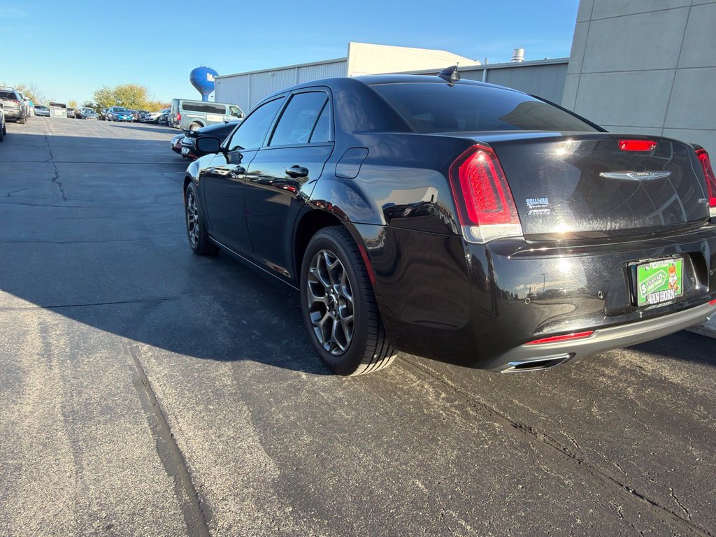 Used 2016 Chrysler 300 S w/ 300S Premium Group AWD/4WD image 5