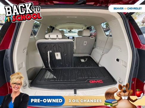 Used 2023 GMC Acadia Denali w/ Denali Technology Package FWD image 11