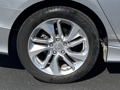 Used 2019 Honda Accord LX image 19