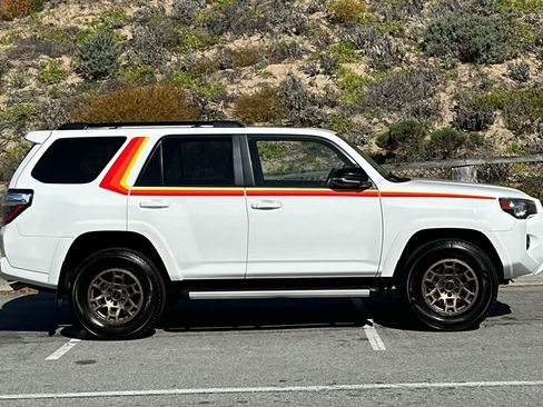 Used 2023 Toyota 4Runner 40th Anniversary SE image 6