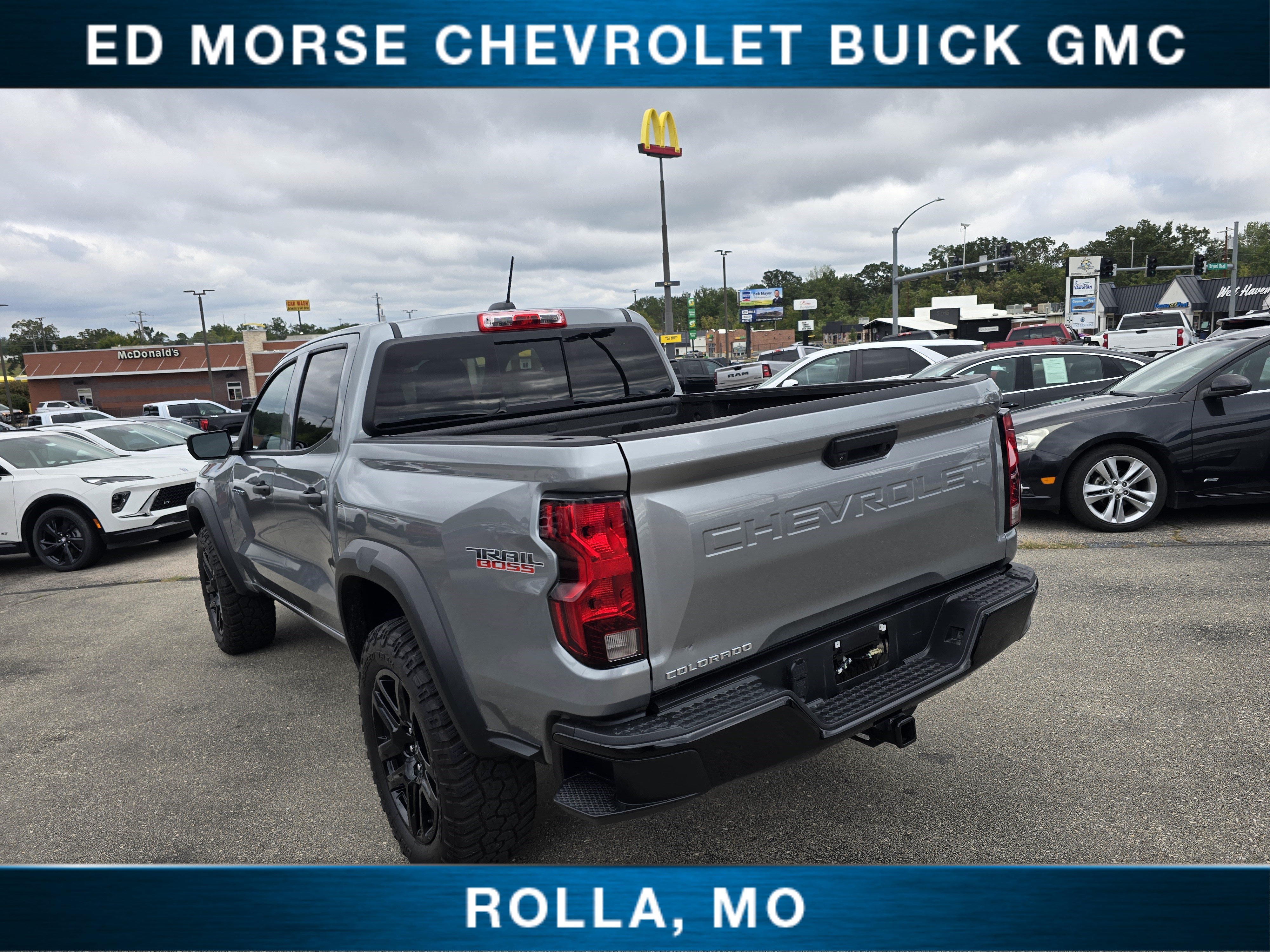 Certified 2023 Chevrolet Colorado Trail Boss w/ Advanced Trailering Package AWD/4WD image 5