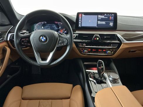 Certified 2023 BMW 540i w/ Premium Package RWD image 9