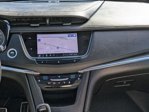 Used 2020 Cadillac XT5 Sportv AWD/4WD image 18