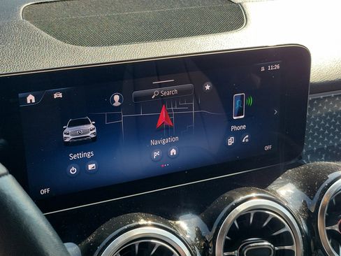 Used 2024 Mercedes-Benz GLB 250 image 21