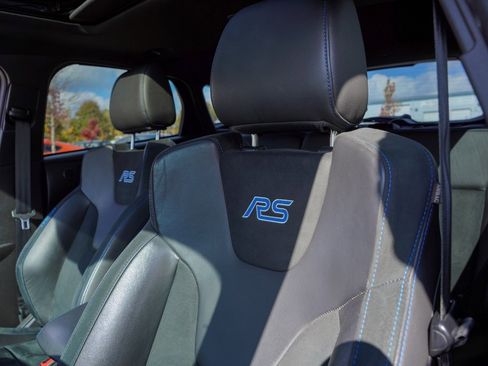 Used 2017 Ford Focus RS image 18