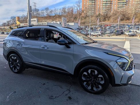 Certified 2023 Kia Sportage X-Line image 5