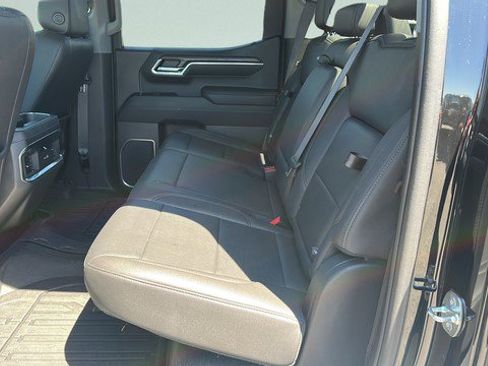 Certified 2023 GMC Sierra 1500 SLT w/ SLT Convenience Package AWD/4WD image 14