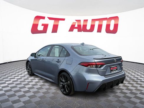 Used 2024 Toyota Corolla XSE FWD image 4