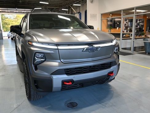 New 2026 Chevrolet Silverado EV Trail Boss w/ Premium Package image 3