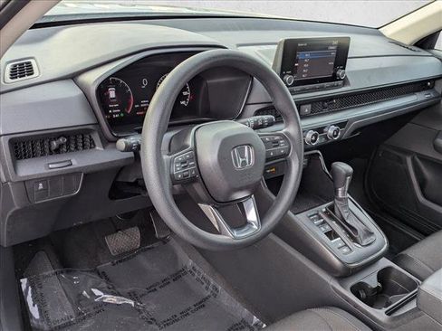 Used 2024 Honda CR-V LX image 10