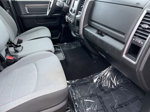 Used 2023 RAM 1500 Classic SLT image 18