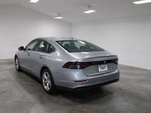 Used 2024 Honda Accord LX image 7