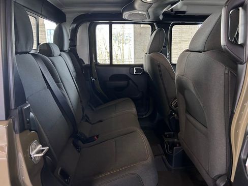 New 2026 Jeep Gladiator Sport image 15