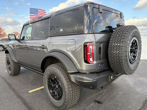 New 2025 Ford Bronco Badlands w/ Sasquatch Package image 42