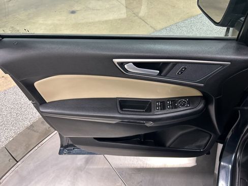 Certified 2024 Ford Edge SEL w/ Convenience Package image 15