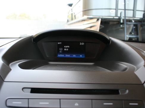 Used 2018 Ford C-MAX SE FWD image 11