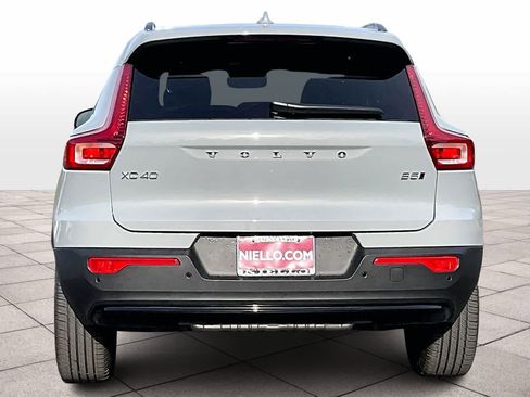 New 2026 Volvo XC40 B5 Plus w/ Protection Package Premier image 6