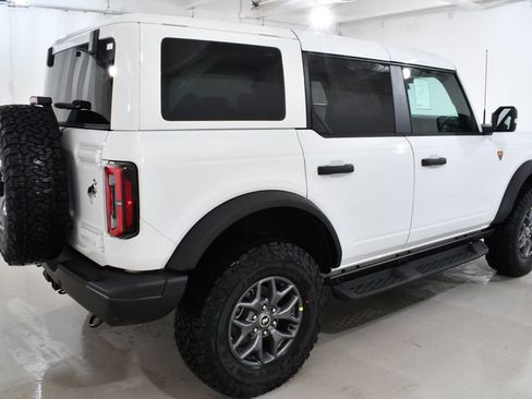 New 2025 Ford Bronco Badlands AWD/4WD image 11