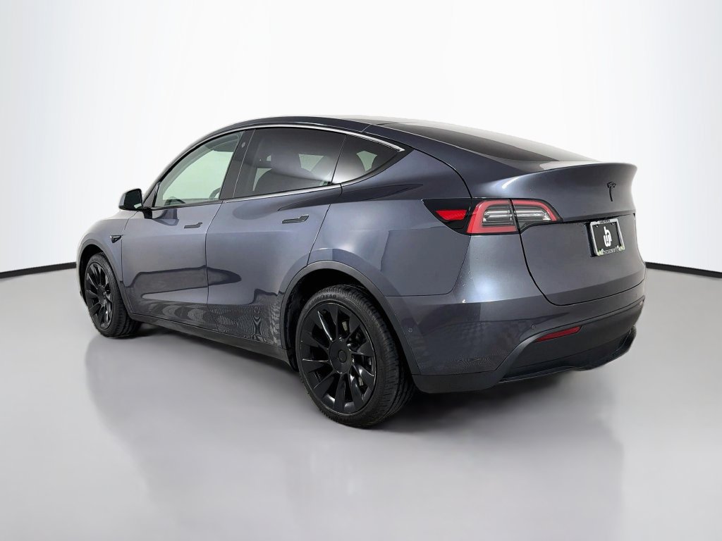Used 2022 Tesla Model Y Long Range AWD/4WD image 7