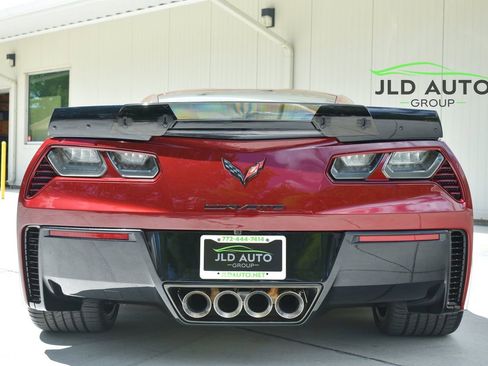Used 2017 Chevrolet Corvette Z06 RWD image 5