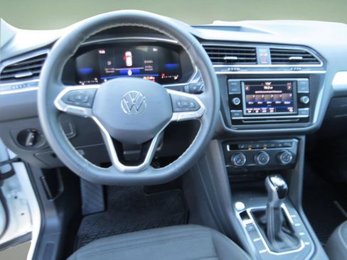 Used 2023 Volkswagen Tiguan S FWD image 18