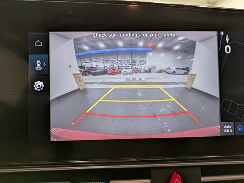Used 2023 Hyundai Elantra SEL w/ Convenience Package FWD image 12