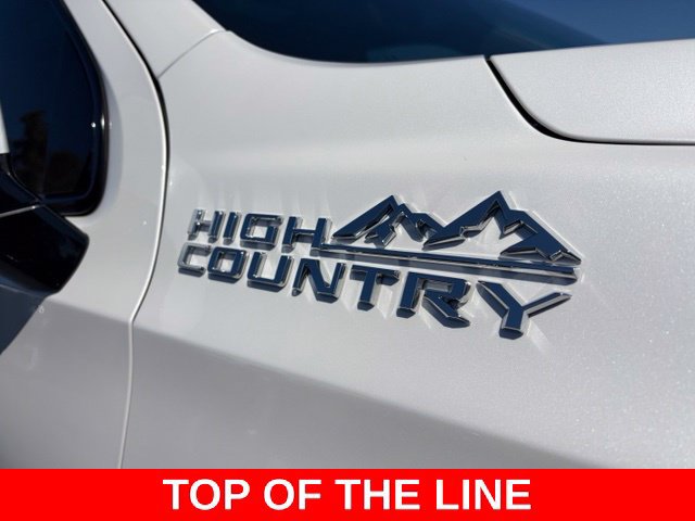 Used 2023 Chevrolet Tahoe High Country w/ Premium Package 2 RWD image 4