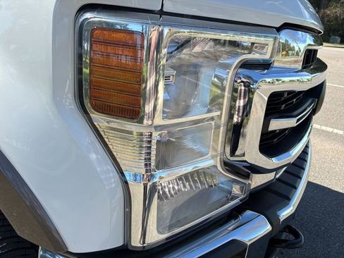 Used 2020 Ford F250 Lariat w/ Lariat Ultimate Package AWD/4WD image 9