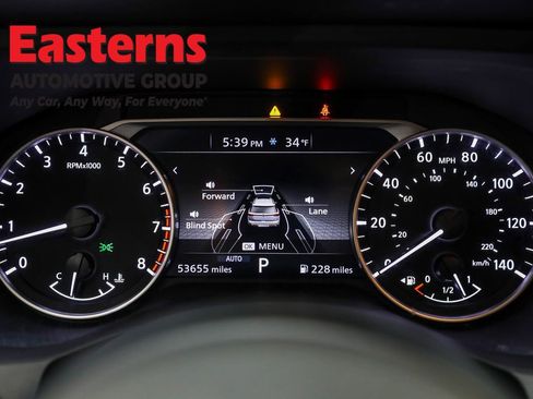 Used 2024 Nissan Pathfinder S image 18