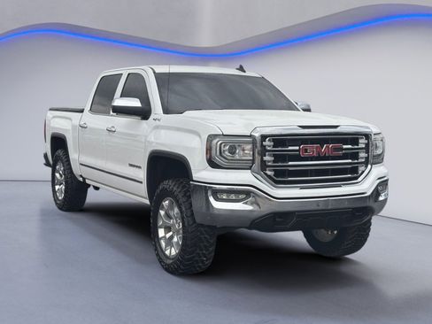 Used 2017 GMC Sierra 1500 SLT w/ SLT Premium Package image 8