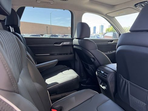 Used 2024 Hyundai Palisade Limited image 44