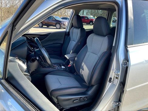 Used 2023 Subaru Forester Sport image 9