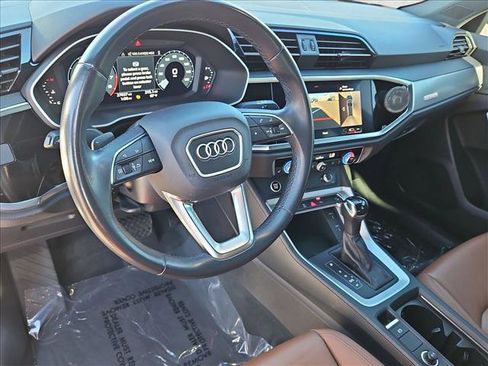 Used 2022 Audi Q3 2.0T Premium Plus w/ Premium Plus Package image 10