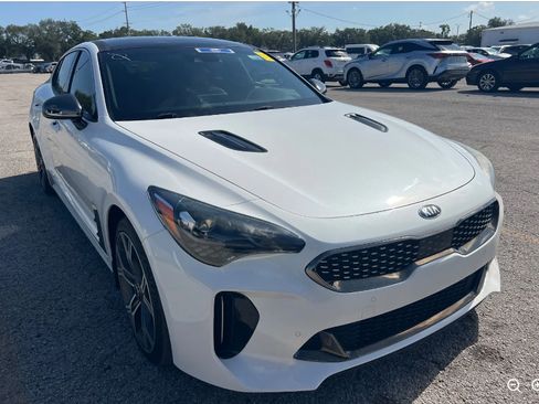 Used 2020 Kia Stinger GT1 AWD/4WD image 6