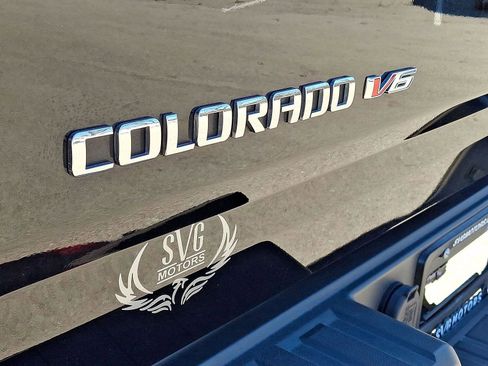 Used 2018 Chevrolet Colorado Z71 image 30