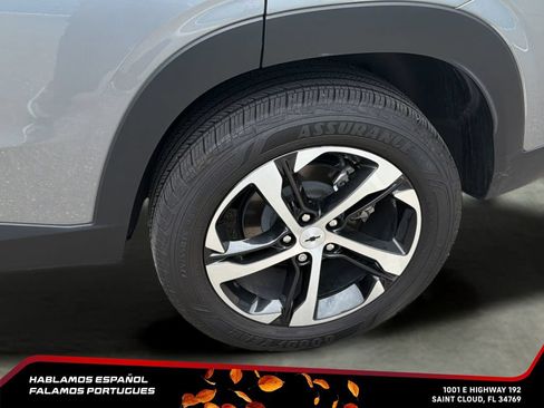 Used 2024 Chevrolet Trax RS w/ Driver Confidence Package FWD image 11