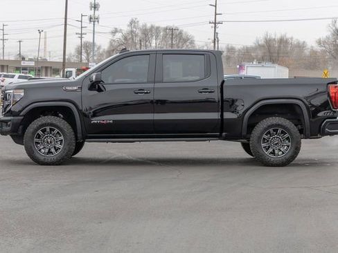 Used 2025 GMC Sierra 1500 AT4X image 3