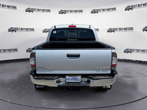 Used 2011 Toyota Tacoma 4x4 Double Cab w/ SR5 Pkg #2 w/JBL Audio image 7