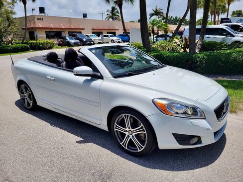 Used 2012 Volvo C70 T5 image 10