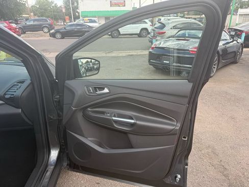 Used 2016 Ford Escape SE AWD/4WD image 21